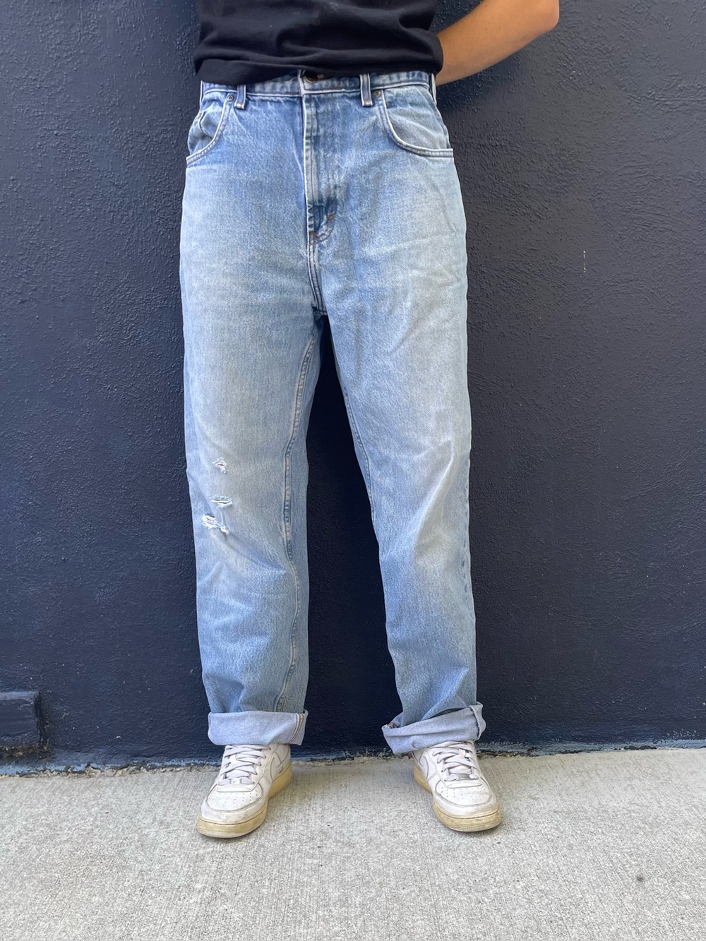 Baggy lightwash Kirkland jeans size 36x32